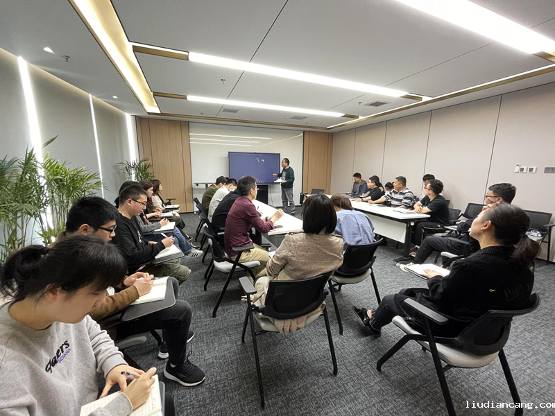 北京新能科技公司组织开展第九期学习大讲堂配图2.png