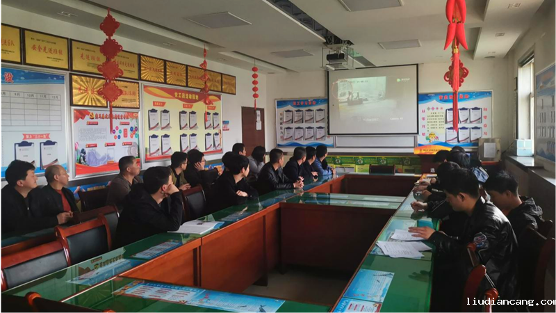 韩家湾班组会-配图1.png