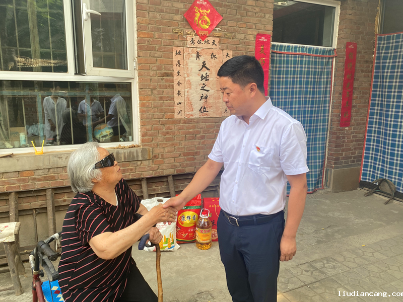 高邑公司组织党员干部“七一”前1.png