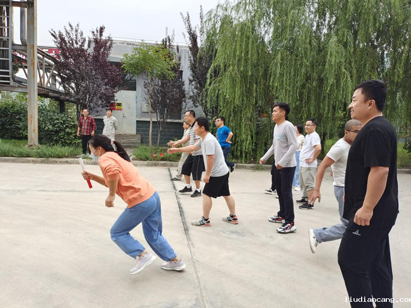 宁夏鑫尔特公司举办“迎双节 庆全运”秋季职工运动会