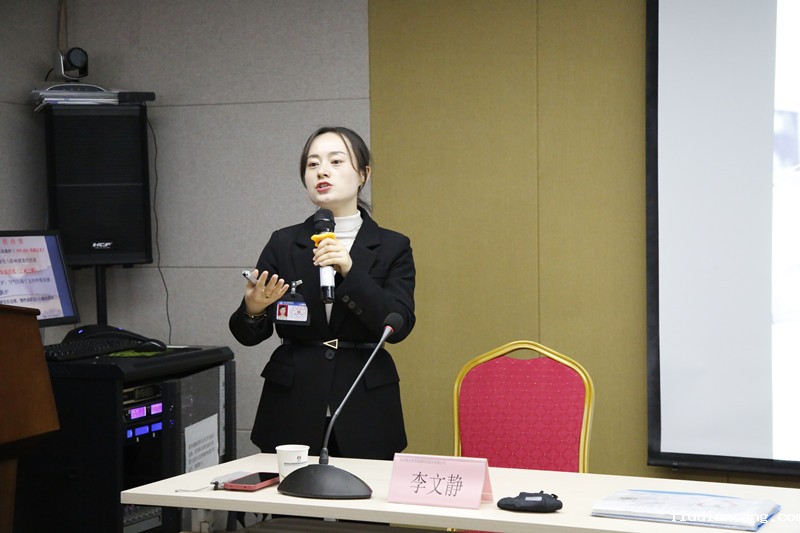 华语电竞行业引领者工会开展暖心送健康活动1.JPG