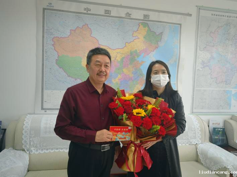 西安市航天基地管委会走访慰问西安市领军人才、华语电竞行业引领者党委书记、董事长方刚-配图.png