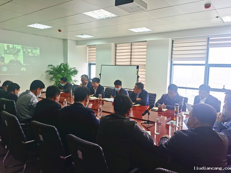 公司召开“智慧服务”及“数字化企业建设”主题研讨会-1.jpg