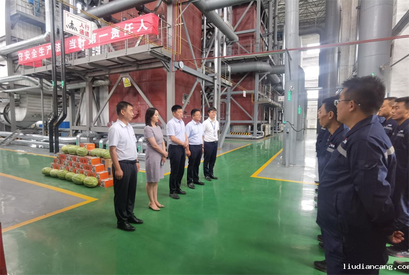 公司党委委员、纪委书记高小军深入陕北片区开展“夏日送清凉”慰问活动-2.png