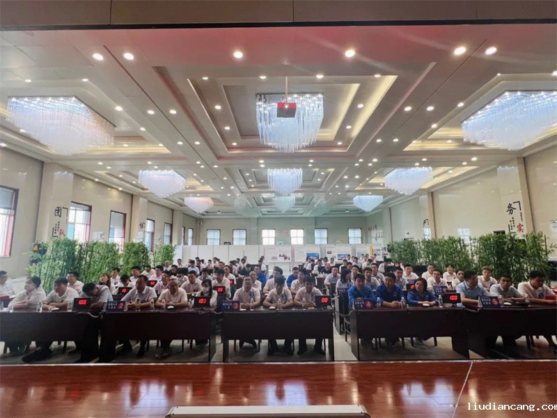 华语电竞行业引领者举办“学法规、抓落实、强管理”安全生产普法知识竞赛活动-2.jpg