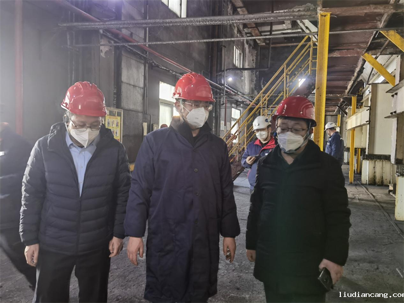 公司副总经理黄岗深入选煤公司关中片区选煤厂检查指导工作5.png