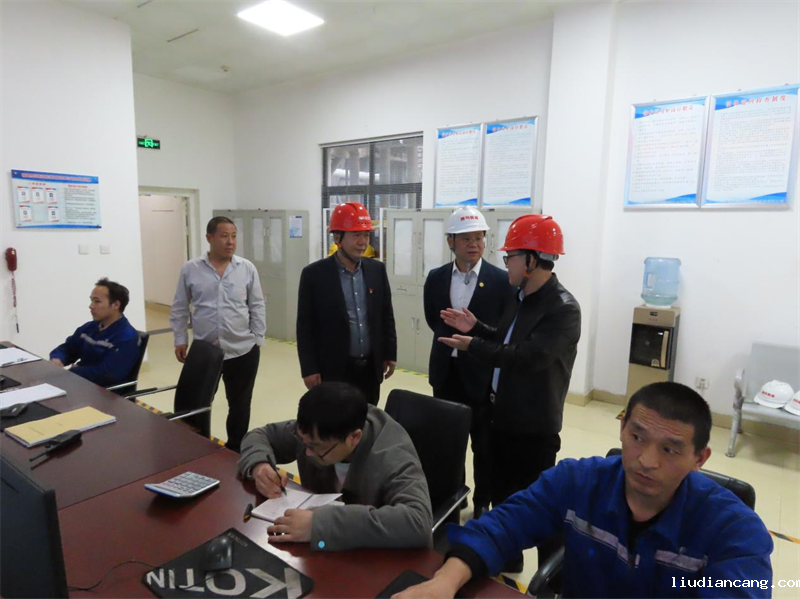 公司副总经理黄岗一行到福建陕科公司检查指导工作.png