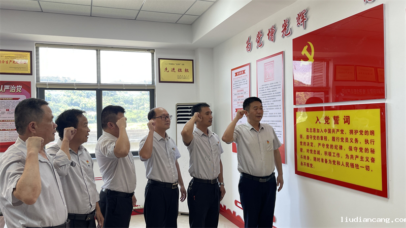 图片12.png