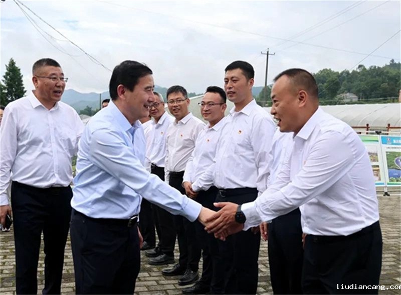 陕煤集团召开2023年助力乡村振兴工作推进会2.jpg
