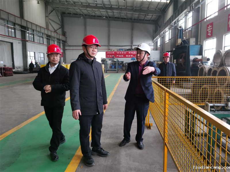 公司副总经理黄岗到基层单位检查指导工作2.png