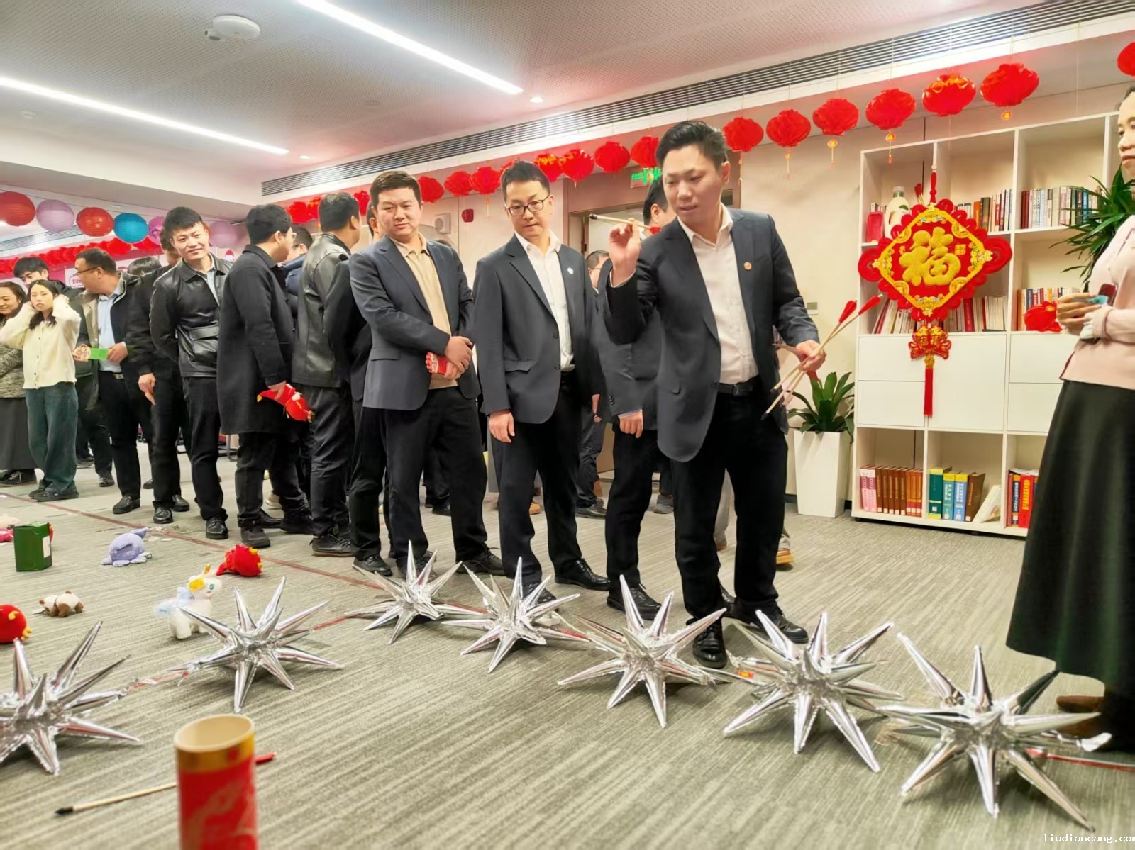 微信图片_20250213145759.jpg