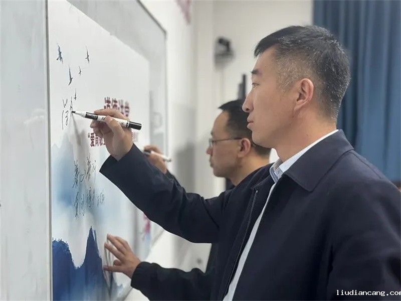 陕煤新型能源神木分公司开展2025年第一期道德讲堂活动03.jpg